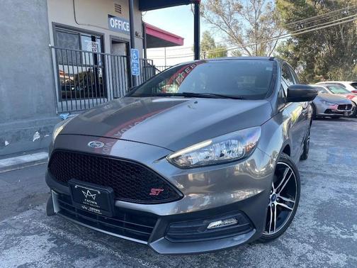 Magnetic 2015 Ford Focus ST