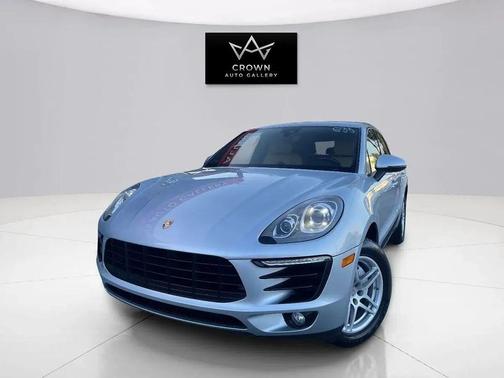 Rhodium Silver Metallic 2017 Porsche Macan Macan