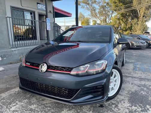 2018 Volkswagen Golf GTI 2.0T S 4-Door