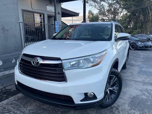 2016 Toyota Highlander XLE