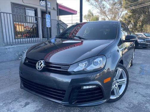 2012 Volkswagen Golf R 4-Door w/DCC & Navigation