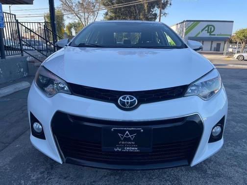 Super White 2016 Toyota Corolla S Plus