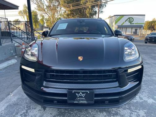 2022 Porsche Macan