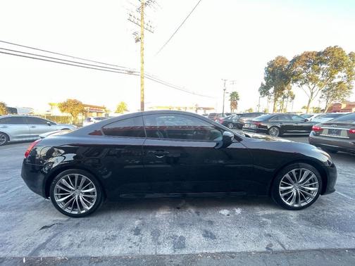Black Obsidian 2013 INFINITI G37 Sport