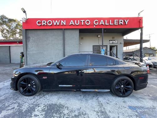Pitch Black 2012 Dodge Charger SRT8 Superbee