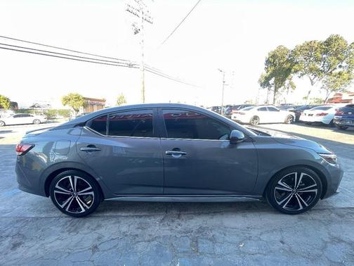 Gun Metallic 2022 Nissan Sentra SR