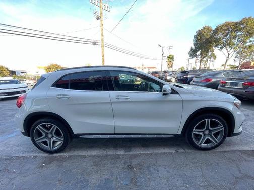 Cirrus White 2016 Mercedes-Benz GLA-Class GLA 250