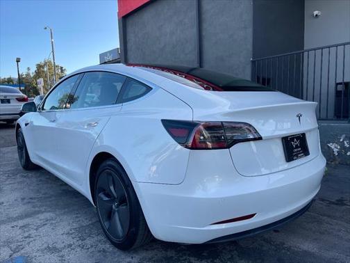2020 Tesla Model 3 Standard Range Plus