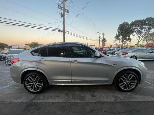 2018 BMW X4 M40i