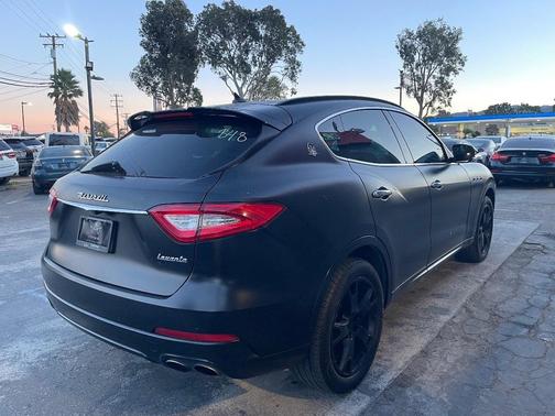 2017 Maserati Levante Base