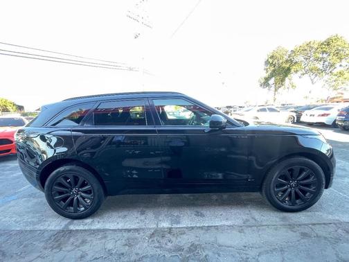 Santorini Black Metallic 2019 Land Rover Range Rover Velar P250 S R-Dynamic