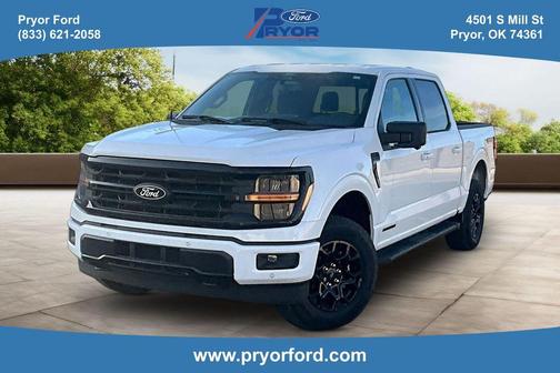 Oxford White 2025 Ford F-150 XLT