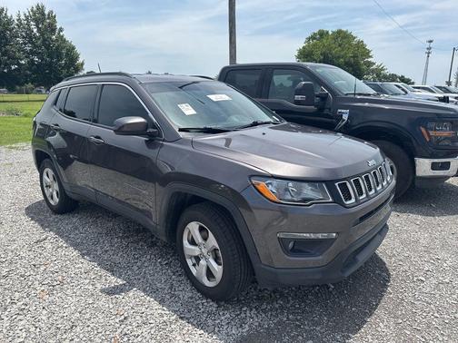 Granite Crystal Clearcoat Metallic 2021 Jeep Compass Latitude