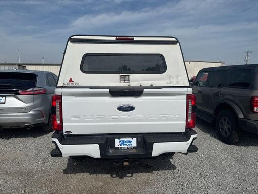 Oxford White 2023 Ford F-250 XL