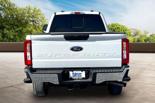 Oxford White 2026 Ford F-350 XLT