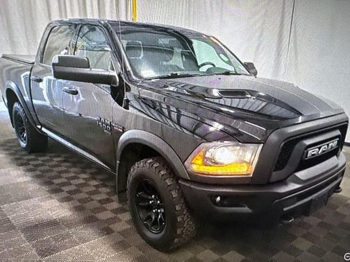 Diamond Black 2021 RAM 1500 Classic SLT