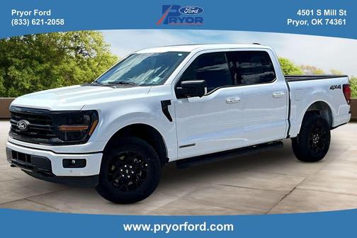 Oxford White 2025 Ford F-150 XLT