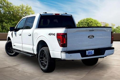 Oxford White 2025 Ford F-150 XLT