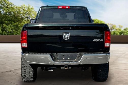 Black Forest Green Pearlcoat 2017 RAM 1500 Tradesman/Express