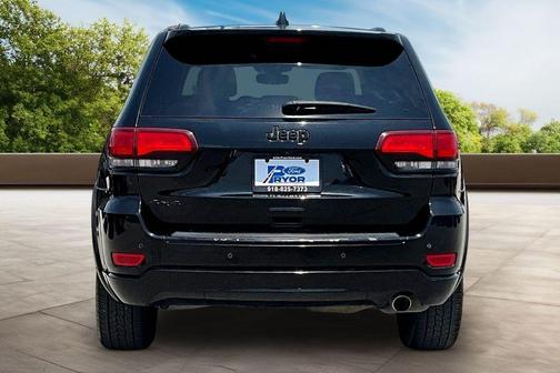 Diamond Black 2017 Jeep Grand Cherokee Altitude