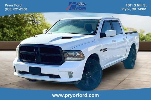 Bright White Clearcoat 2017 RAM 1500 Sport