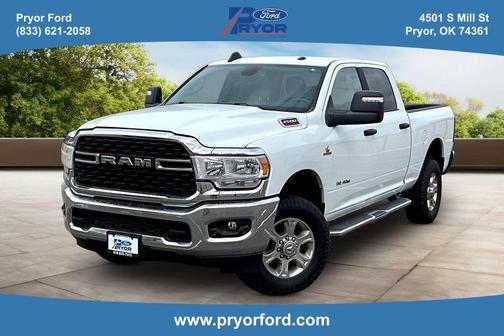 Bright White Clearcoat 2024 RAM 2500 Big Horn
