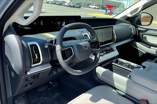 Glacier Gray Metallic 2026 Ford Expedition Max Active