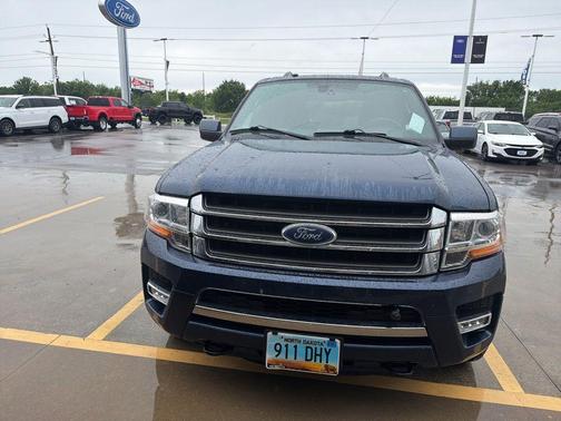 Blue 2016 Ford Expedition Limited