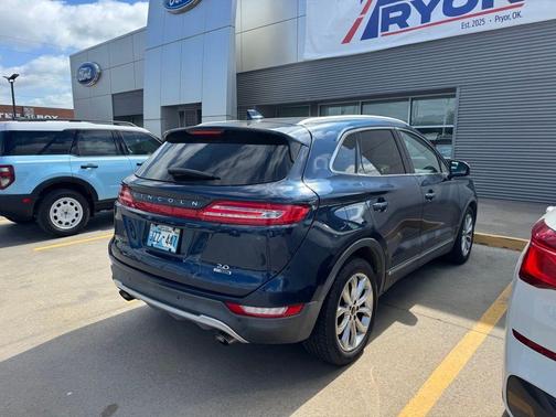 Midnight Black 2016 Lincoln MKC Select