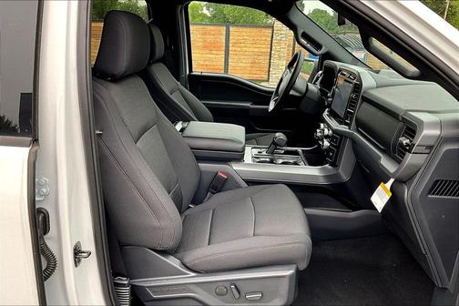 Oxford White 2025 Ford F-150 XLT
