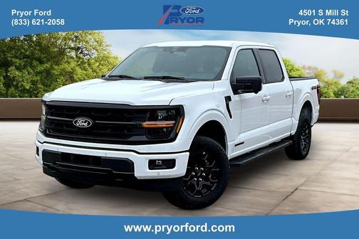 Oxford White 2025 Ford F-150 XLT