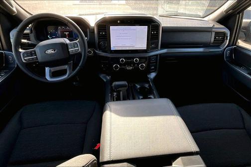 Oxford White 2025 Ford F-150 XLT