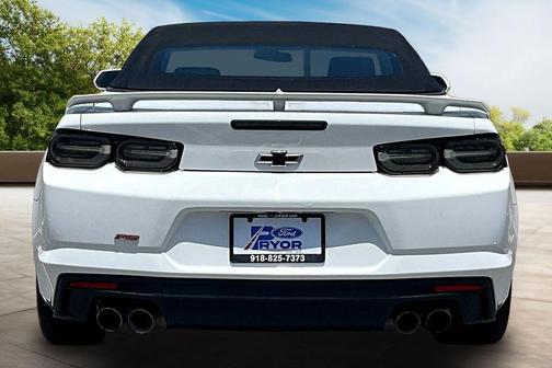 Summit White 2019 Chevrolet Camaro 1LT