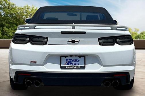 Summit White 2019 Chevrolet Camaro 1LT