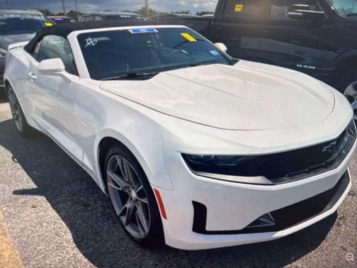 Summit White 2019 Chevrolet Camaro 1LT