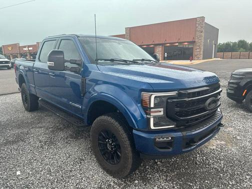 Blue Metallic 2022 Ford F-250 Lariat