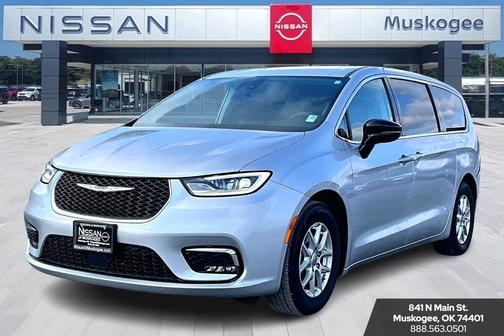 Silver Mist Clearcoat 2024 Chrysler Pacifica Touring-L