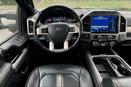 Black 2022 Ford F-350 Platinum