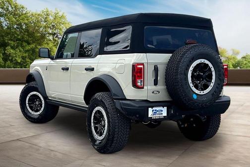 Desert Sand 2026 Ford Bronco Big Bend
