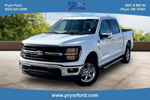 Oxford White 2025 Ford F-150 XLT
