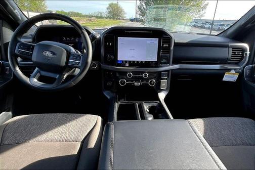 Oxford White 2025 Ford F-150 XLT