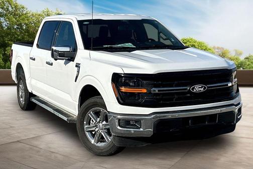 Oxford White 2025 Ford F-150 XLT
