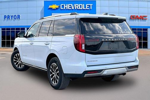 2025 Ford Expedition Platinum