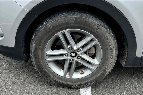 Sparkling Silver 2018 Hyundai Santa Fe Sport 2.4L