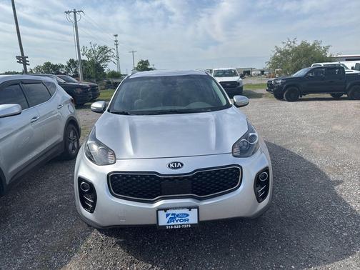 Sparkling Silver 2018 Kia Sportage LX