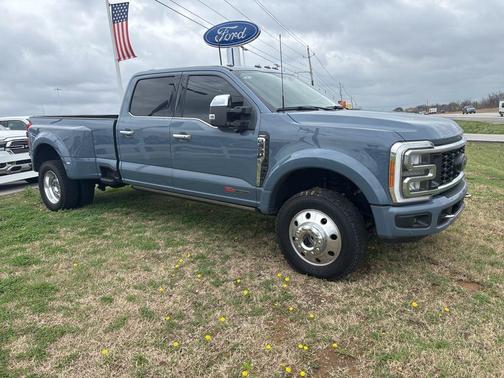 2023 Ford F-450 Lariat