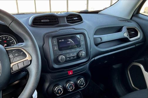 Glacier Metallic 2016 Jeep Renegade Sport