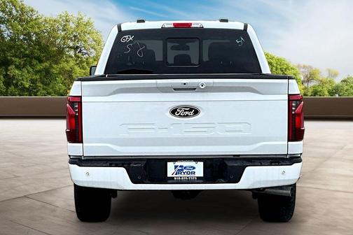 Oxford White 2025 Ford F-150 XLT