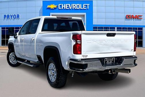 Summit White 2022 Chevrolet Silverado 2500 LT