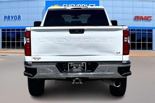 Summit White 2022 Chevrolet Silverado 2500 LT